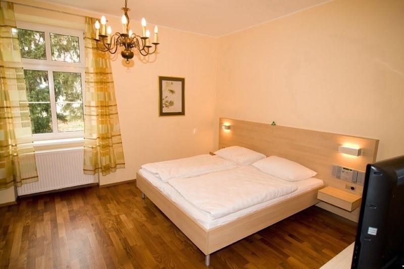 Gasthof Ludl Groß-Enzersdorf Oda fotoğraf