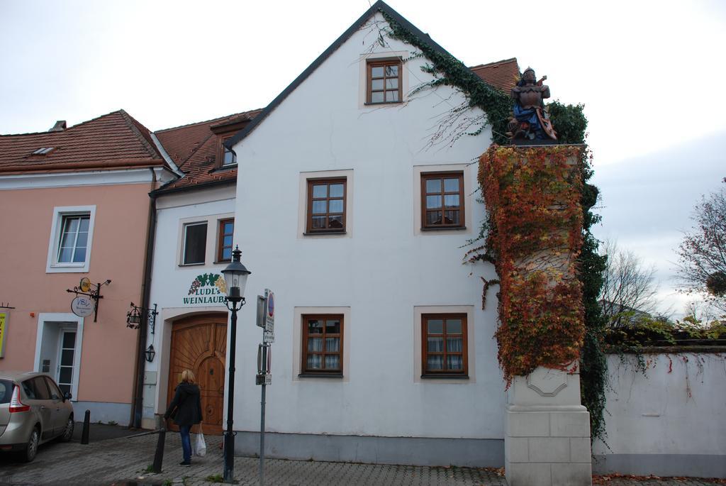 Gasthof Ludl Groß-Enzersdorf Dış mekan fotoğraf
